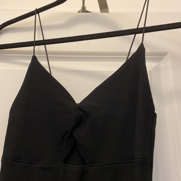 Little black dress with cut out (brand new - never worn) - Picture 2 of 4